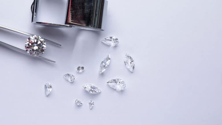 Difference Between Diamonds And Crystals (All You Need To Know)